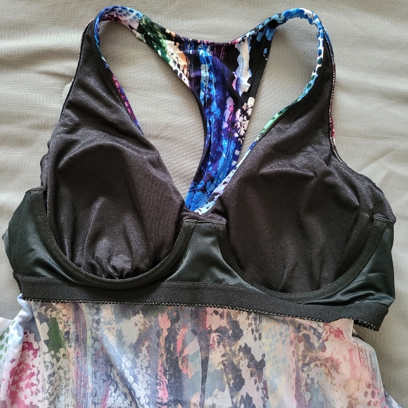 Magic Suit Racer Back Style Swimsuit Top - NWOT, Sz 8 - Picture 3 of 5